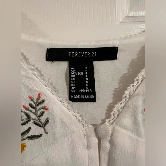 Forever 21 crop top - Picture 4 of 4